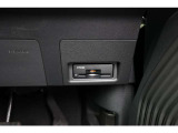 中古車だからボディーコーティングがおすすめ!下地処理が重要なコーティングはもちろんプロの施工でピカピカに仕上げます。濃色車は親水性、淡色車は撥水性のものがオススメ!