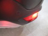 LEDリヤフォグランプ装備!濃霧や吹雪などの悪天候時に自車位置を後続車に知らせ、視界不要による追突を防止することができます。
