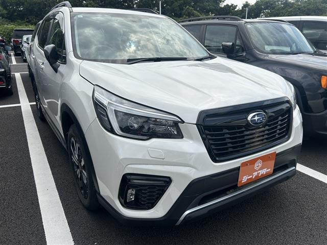 フォレスター 1.8 スポーツ 4WD 禁煙車 ブラックレザーシート