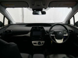 見通しのよいすっきりとした視界で、誰でも運転しやすいです。運転のしやすさは疲れにくさにも繋がりますよ♪