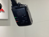ドライブレコーダーが前方の監視をしてくれます。衝突や急ブレーキなどを感知した場合に、記録された動画が万が一の際に直前の状況を把握する手助けとなります。