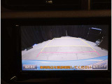 バックモニター付き。駐車の際のサポートとなり、必須アイテムのひとつですよね。それでも、バックする際は必ずご自身の目で確認をしてください。