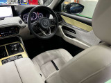 運転者を中心に作り上げられたインパネ、疲労軽減されるシート設計