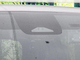 【トヨタセーフティセンス】走行中に前方の車両等を認識し、衝突しそうな時は警報とブレーキで衝突回避と被害軽減をアシスト。より安全にドライブをお楽しみいただけます。