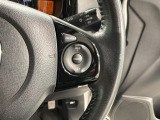 クルーズコントロールを装備しています。高速道路などで一定の速度で走ってくれるので運転が楽ですよ!速度を設定できますので、スピードの出しすぎにも注意できます。