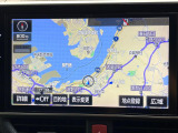 【大画面ナビ】人気の大型10インチナビを装備。存在感のある大画面はインパクト大!ナビ利用時のマップ表示は見やすく、テレビやDVDは臨場感がアップ!いつものドライブがグッと楽しくなります♪