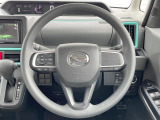 【ステアリングスイッチ】運転中、前方から目線をそらすことなく、オーディオ等の操作が可能な便利機能!安心&快適なドライブを演出してくれます♪