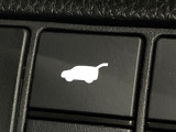 【パワーバックドア】スマートキーや運転席のボタンを押すだけでリアゲートが自動で開閉します!荷物を持っている時や、高い位置にあるバックドアを閉める際に便利な機能です♪