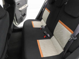 納車の前にはエンジンオイル、オイルエレメント、エアクリーナー、クーラント、バッテリー、ワイパーゴムのチェックまたは交換を行います!