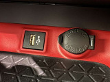 シガーソケット用の充電器が使用可能です!
