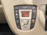 操作しやすいオートエアコン。 車内をいつも快適に保つ事が出来ます。