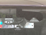 【エマージェンシーブレーキ】走行中に前方の車両等を認識し、衝突しそうな時は警報とブレーキで衝突回避と被害軽減をアシスト。より安全にドライブをお楽しみいただけます。
