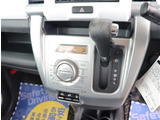 【車屋】として、長く車業界に従事した経験豊富なスタッフが多数在籍しております。