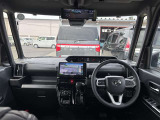 当店はスマホを利用したTV電話下見代行サービスを行なっております。ネット購入の現車を見られない不安を営業担当スタッフがお客様の気になる点をTV電話を通して一緒に現車を確認致します♪担当営業の顔も見れます☆