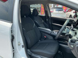 運転席まわりは、使用感も少なく良好な状態です。