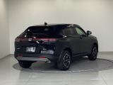 バックカメラが付いているのでバックでの車庫入れも安心です。