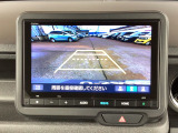 後方確認はバックカメラにお任せ♪後退時に便利で、駐車が楽になります♪