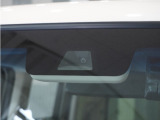 運転する人も、そうでない人も、家族みんなが安心して、自由にお出かけできる生活をサポートする先進機能。