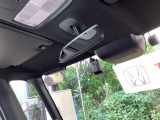 Hondaセンシング搭載!ミリ波レーダーと単眼カメラで、クルマの前方の状況を認識。ブレーキやステアリングの制御技術と協調し、安心・快適な運転や事故回避を支援する先進のシステムです!
