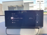 車をコミュニケーションツールにする、マツダのコネクティビティシステム「MAZDAコネクト」ハンズフリー通話等の機能を備えています♪