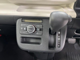 オートエアコンで操作も簡単です♪寒い冬も暑い夏でも車内快適!
