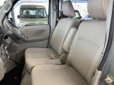 中古車でも安心してお乗りいただく為に、無料保証を付帯。もちろん、全国対応の保証となりますので安心してお買い求めいただけます。最長3年の有償保証もご用意しております。※一部対象外の車両もございます。