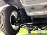 お車を安心してお乗りいただく為には、足回りの定期点検が欠かせません。サービスサポート(有償保証)では無料点検もご提供しており、安心のカーライフをお過ごしいただけるサポート体制が整っています。
