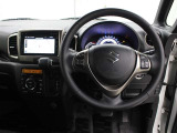 運転席廻りです。
