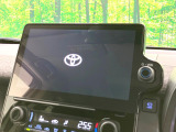 【10.5インチ ディスプレイオーディオ】大画面のディスプレイはAppleCarPlayやAndroidAutoが利用可能。大きな画面でスマホナビアプリ等が利用いただけます♪