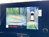 【パノラミックビューモニター】専用のカメラにより、上から見下ろしたような視点で360度クルマの周囲を確認することができます☆死角部分も確認しやすく、狭い場所での切り返しや駐車もスムーズに行えます。
