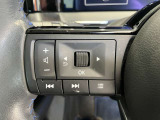 ステアリングスイッチ搭載!ハンドルひとつで手を離さなくても運転中視線をそらさなくても操作が出来て便利です♪