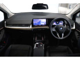 ご納車後は、日本全国のBMW正規ディーラーにて保証整備、一般整備、点検整備、車検整備をお受けいただけますのでご安心下さい。保証修理費用をお立替頂くなどのご面倒もございません。
