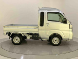 ご覧いただくタイミングによっては、掲載中の車両でも商談が入っていたり、更新・反映の時差があるため売約済みになっている場合がございます。