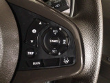 【アダプティブ・クルーズ・コントロール】予め設定した車速内でクルマが自動的に加減速。 前走車との適切な車間距離を維持しながら追従走行し、高速道路でのドライバーの疲労を軽減してくれる嬉しい機能付♪