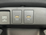 外部機器の接続ができるUSBジャックも付いております!