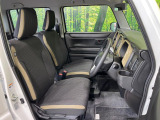 運転席シート廻りは使用感も少なく、良好な状態となっています。丁寧に使われていたことがよくわかりますね。