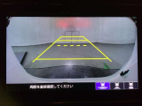 バックでの車庫入れも安心です! リアカメラが付いているバックモニター付のナビを装備しております。操作線もついており距離感も画面から確認できます。