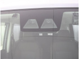 TOYOTA SAFETY SENSEは道路状況、車両状態、天候状態及びドライバーの操作状況などによっては、作動しない場所があります。あくまで運転補助機能です。
