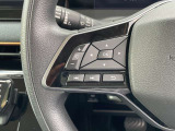 ステアリングスイッチも付いておりますので、運転中でも音量の変更など可能です。