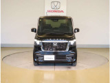 「自動車保険」と「あんしん特典」がひとつになったHondaのお店ならではの保険プランです。お客様のカーライフにより一層の安心をプラスします。