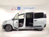 全国に約1700店舗、約60000台の中からお取り寄せも行います。トヨタ車だけでなく全メーカーの中古車を幅広く品揃えしております♪ お気軽にご来店ください♪