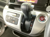 ご契約の流れは、当店のスタッフがわかりやすく説明いたしますのでお気軽にお声かけください!