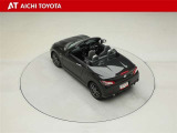 ハードトップのルーフは、電動式でトランクに収納出来ます。トランクは、クローズスタイルの時は、十分な収容能力があります。