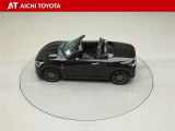 オープンカーは、やはり屋根が開いた姿が一番カッコいいです。寒い冬でもしっかり着込んで、オープンスタイルで乗りましょう。ただ、日本お夏は、酷暑なので、開けていると熱中症になります。ご注意ください。
