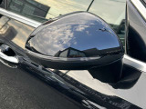 初年度登録から3年間は新車保証(メルセデスケア)を継承して、ご利用になれます。メルセデスケアは一部消耗品や、定期点検までも保証対象となりますので、保証が広範囲です。