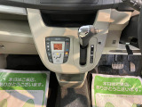 車両状態証明書修復歴の有無も一目瞭然。機能や内装・外装、走行距離、修復歴の有無をチェックし、クルマの状態を10段階にした車両状態証明書。数字や記号を使ってわかりやすく表示しています。