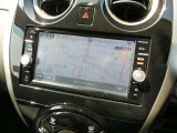 純正ナビなので見た目も機能も文句無しです♪嬉しい地デジ対応♪