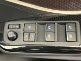 【パワーウインドウ】運転席のスイッチで、各席の窓ガラスの開閉ができます!あると便利ですよね!