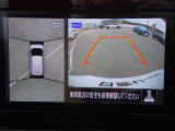 上からの視点で狭い駐車場への駐車などに役立つアラウンドビューモニターです♪