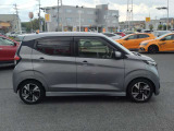 ワイド保証1年付(期間中走行距離無制限)お近くの日産で保証対応可能な為、遠方の方も安心です。別途にて最長3年間まで延長可能です。
